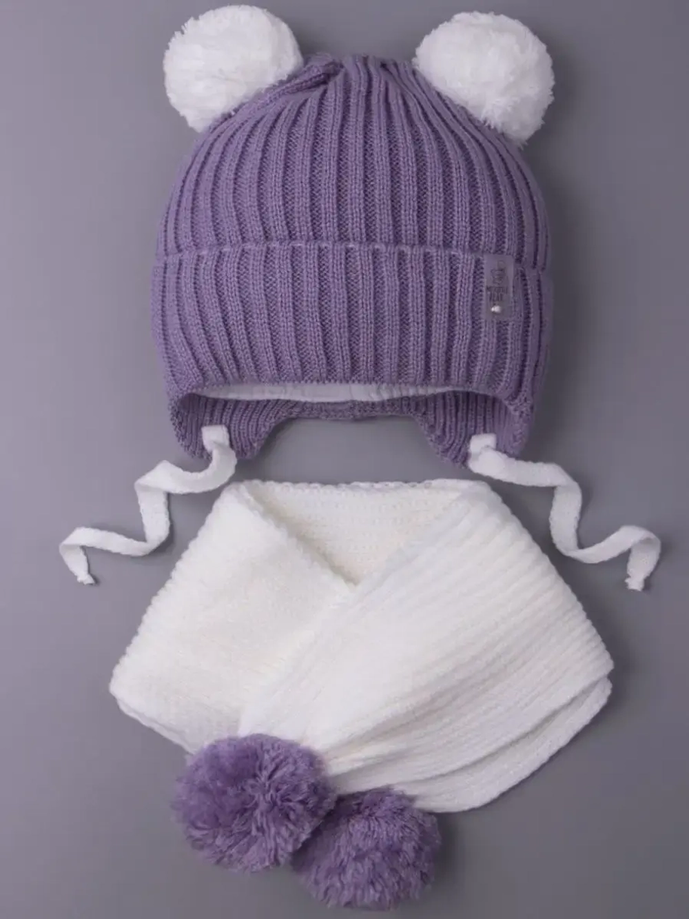 Шапка детская осенняя и шарф с ушками