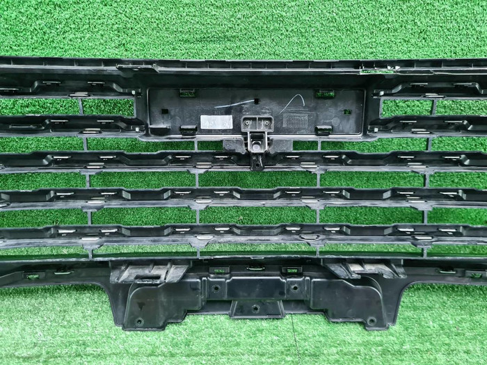 Решетка радиатора Haval Jolion (2021-н.в.)