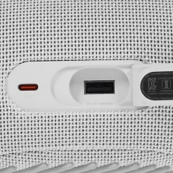 Портативная акустика JBL Charge 5 белая (JBLCHARGE5WHT)
