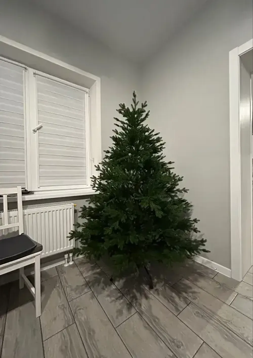 Елка с гирляндой встроенной «Вега» (Литая хвоя) 185 см / 1,85 м