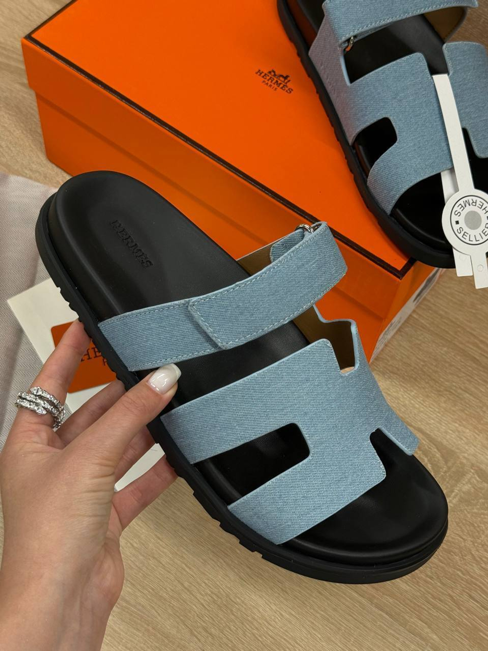Шлепанцы Hermes