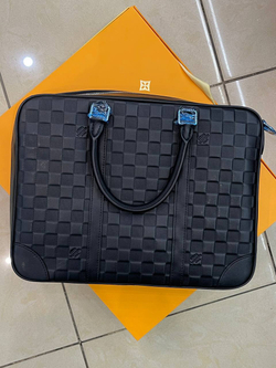Портфель Louis Vuitton