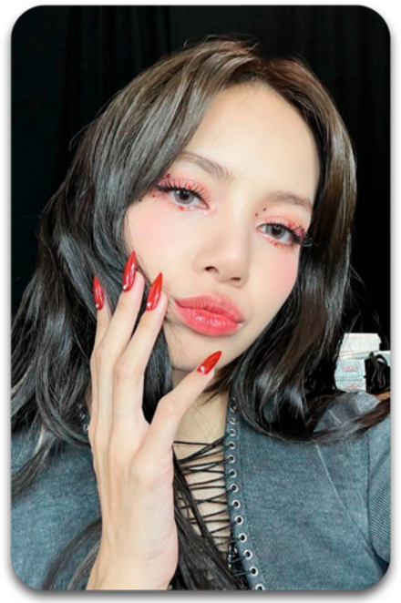 Карта #252 / Lisa (BLACKPINK)