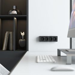 Розетка четверная с заземлением и со шторками Werkel Gallant W5072258