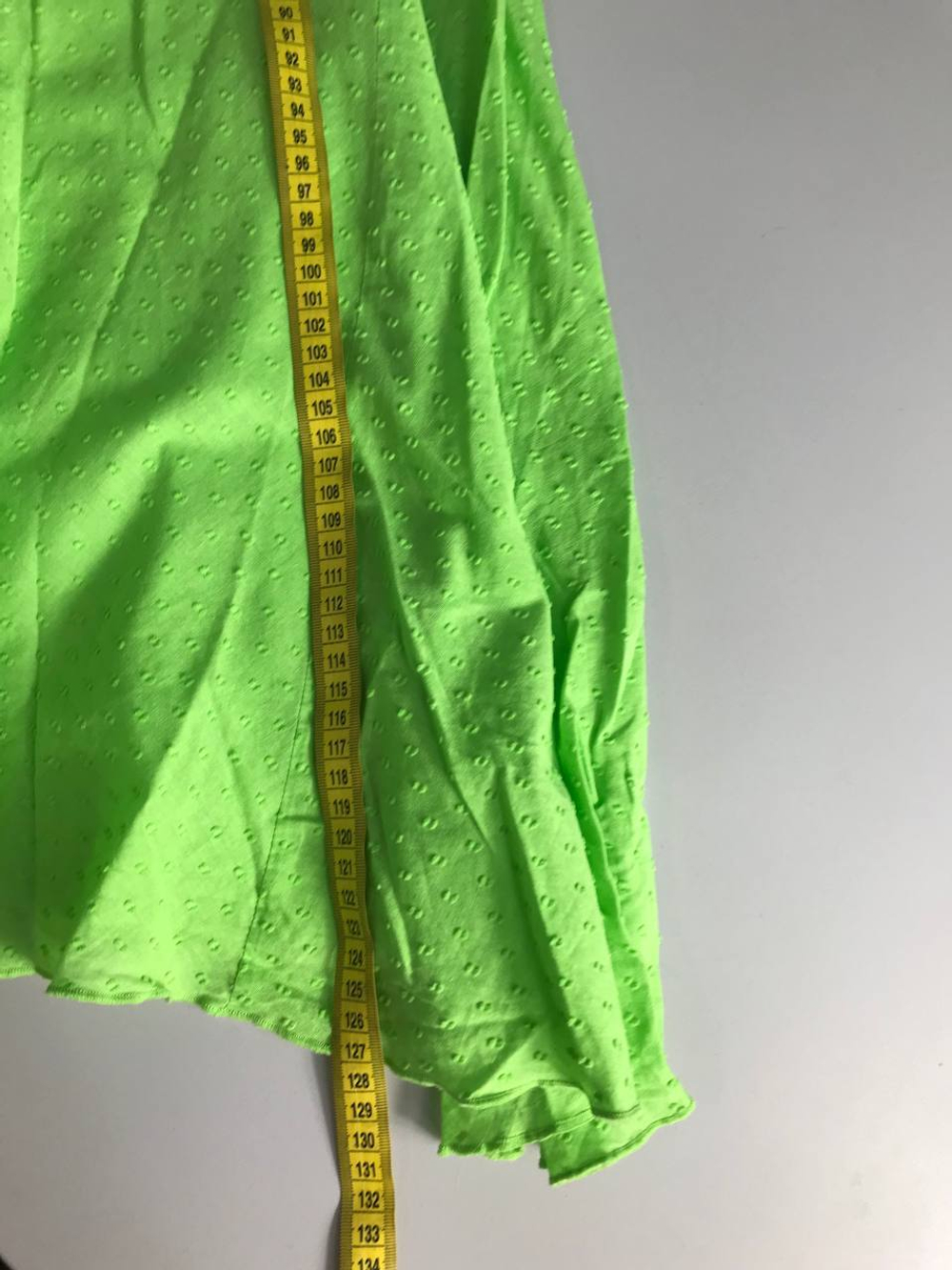 Платье Sela красивого цвета, визуально на 46 размер