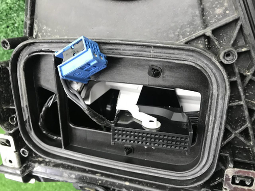 Фара правая Mercedes S W223 (20-нв) Digital Light