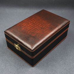 Бокал для пива подарочный "Дракон с замком"