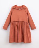 платье с капюшоном