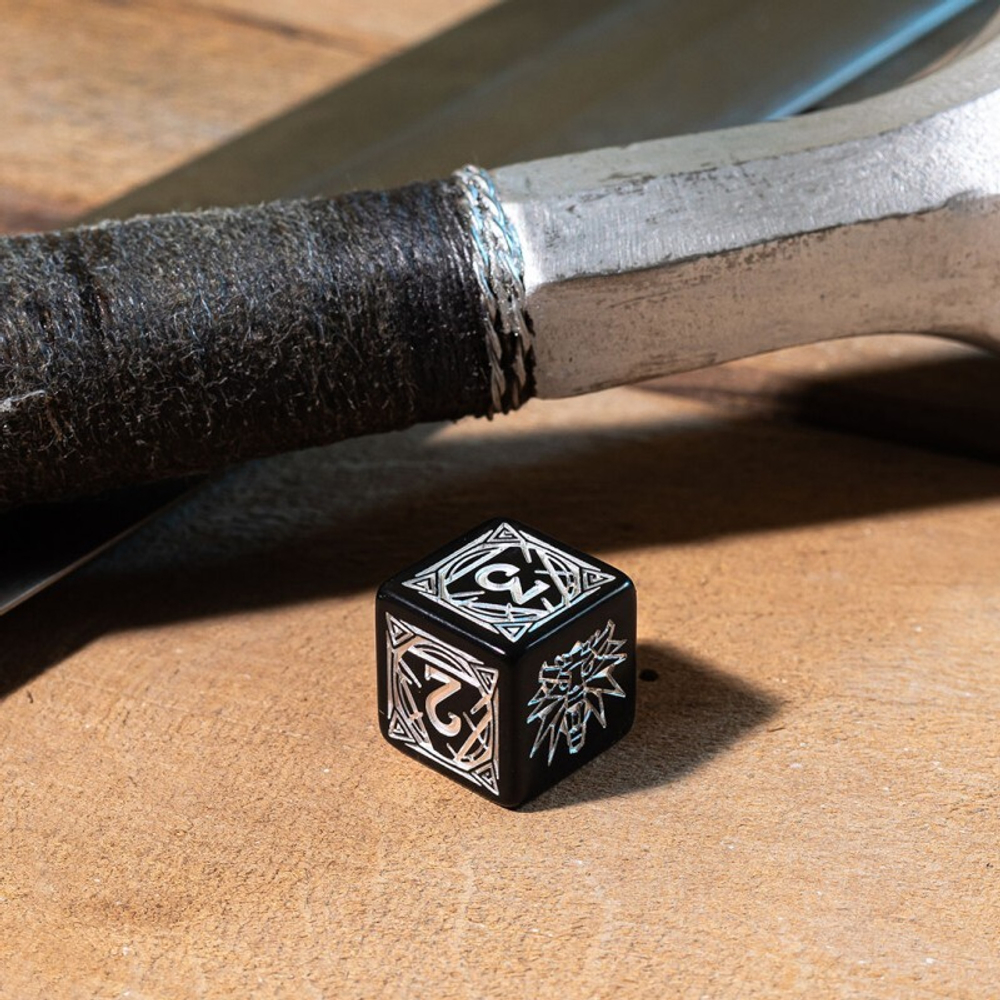 The Witcher Dice Set Geralt - Silver Sword