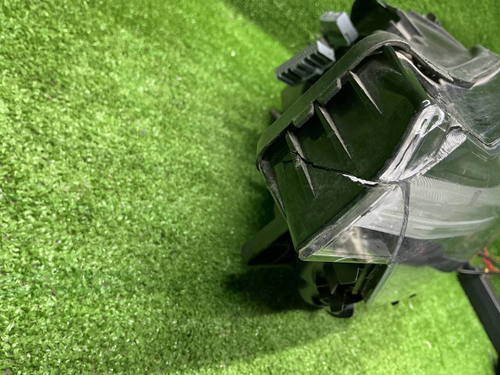 Фара левая Volvo XC60 2 (2021-2025) LED