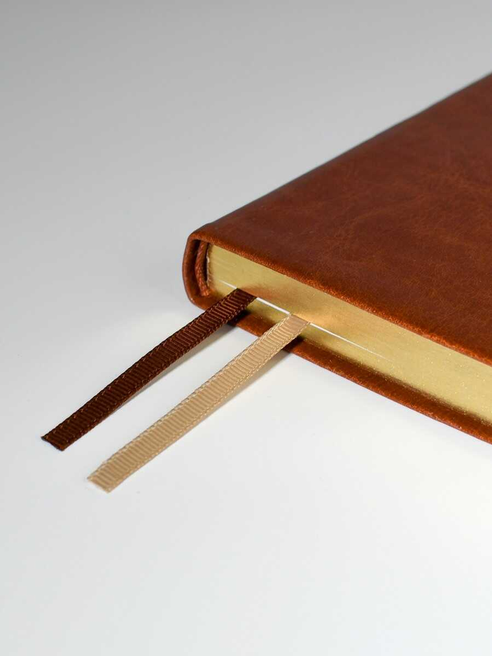 Ежедневник недатированный ESCALADA, #ДУМАЙ КАК МИЛЛИАРДЕР, А5, 160 л., арт. 70648/ 15 САРИФ КОРИЧНЕВЫЙ (кожзам: 146х211 мм, интегральный переплёт, материал обложки: искусственная кожа "Сариф"; способ крепления блока: ниткошвейный; декор: металлически