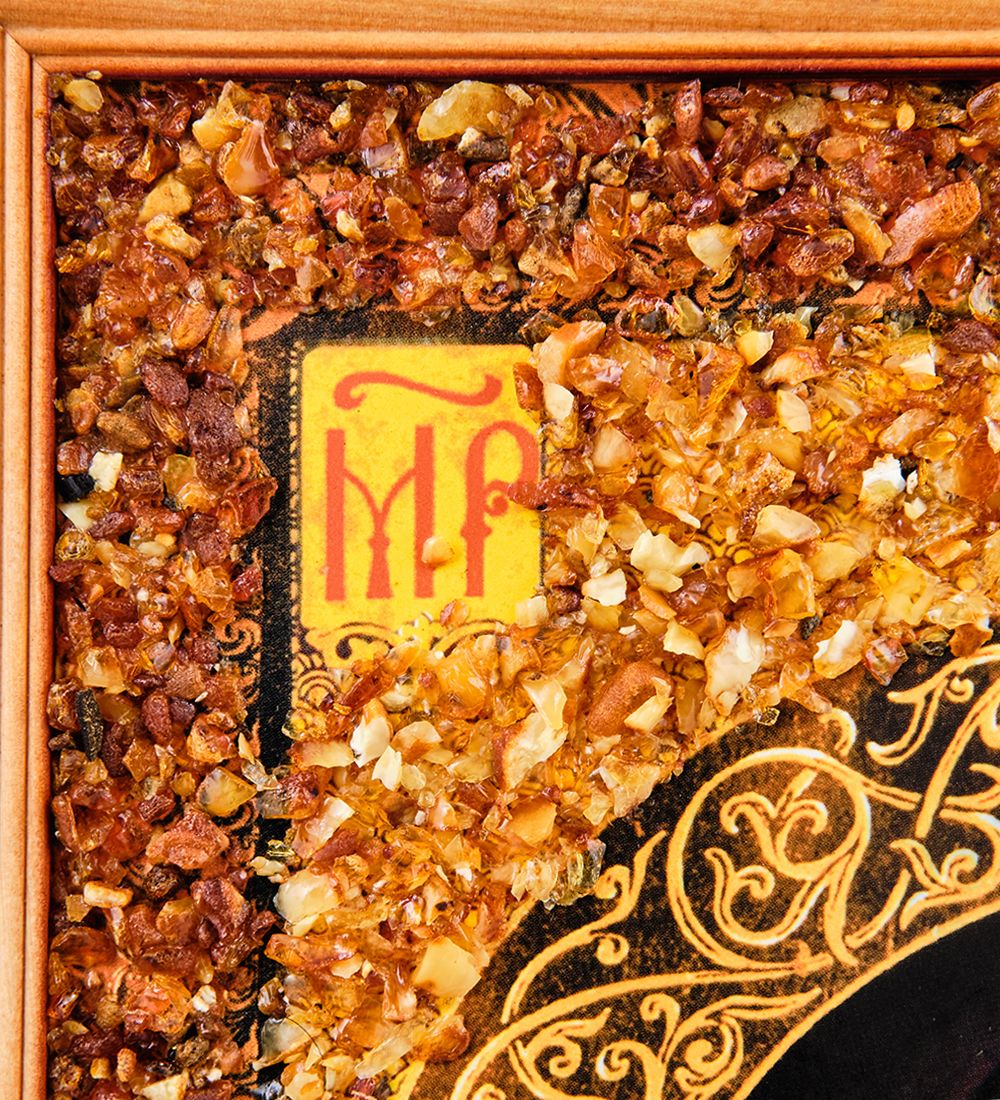 AMB-72/ 4 Икона Божией Матери «Казанская» (с янтарной крошкой) дер.краш.рамка 30х40