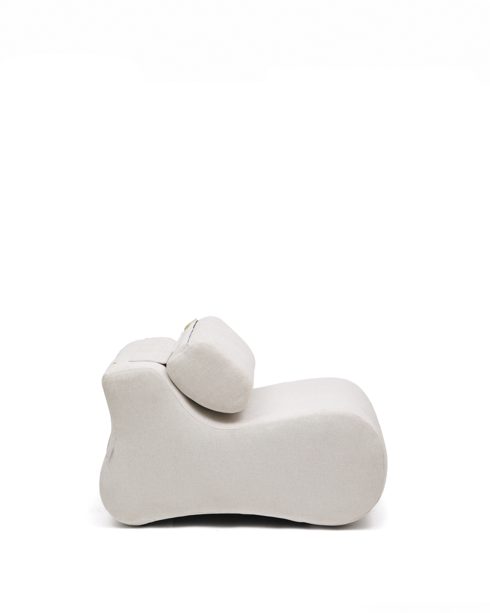 Club Кресло перламутрового цвета из шенилла