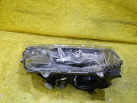 Битая Фара левая Toyota Rav 4 CA40 (2015-2019) LED