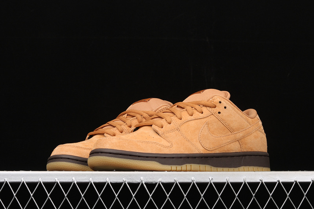 Nike SB Dunk Low Wheat