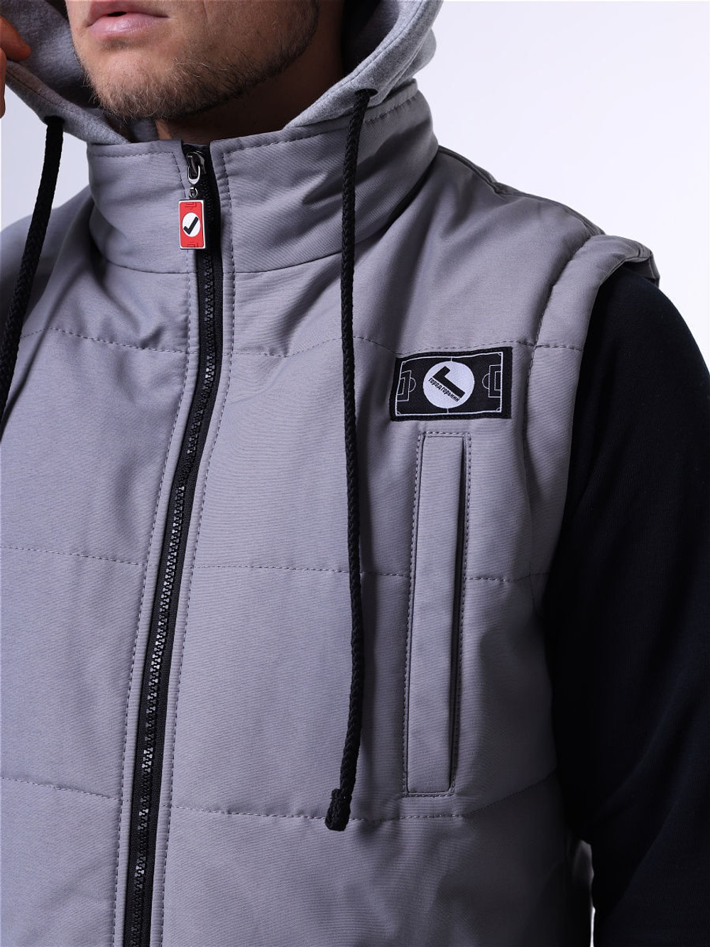 Жилет утепленный серый Город Горький