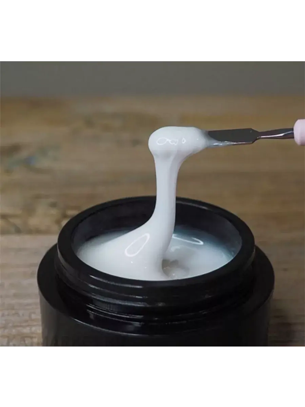 Опция гель моделирующий молочный 15 мл