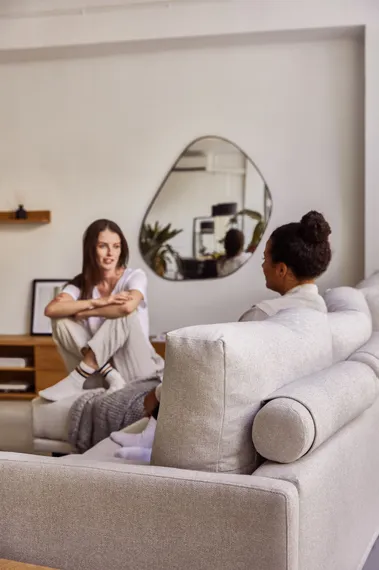 Abilen Полка из шпона дуба и белого лака 80 x 15 см