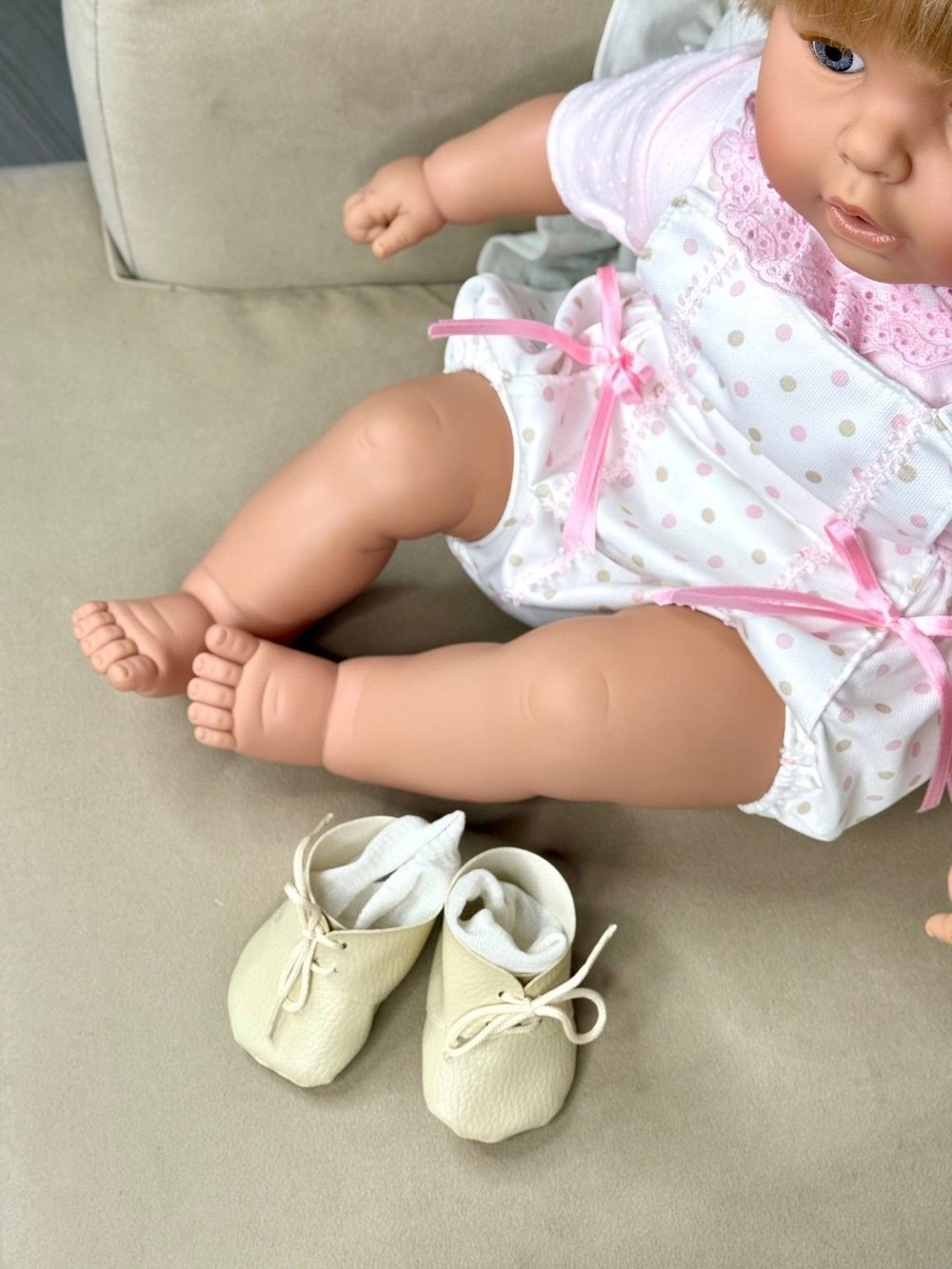 Кукла Berbesa мягконабивная 62см Dulzona (8052S)