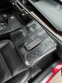 Дорожная сумка на колесах Gucci