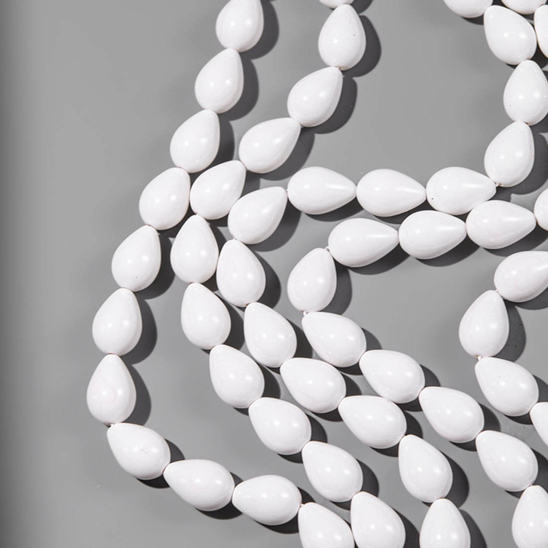 Хрустальный жемчуг, оттенок "Лаковый белый", капля 9*13мм