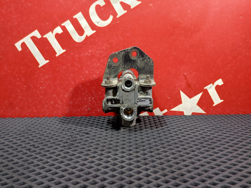 Клапан ускорительный