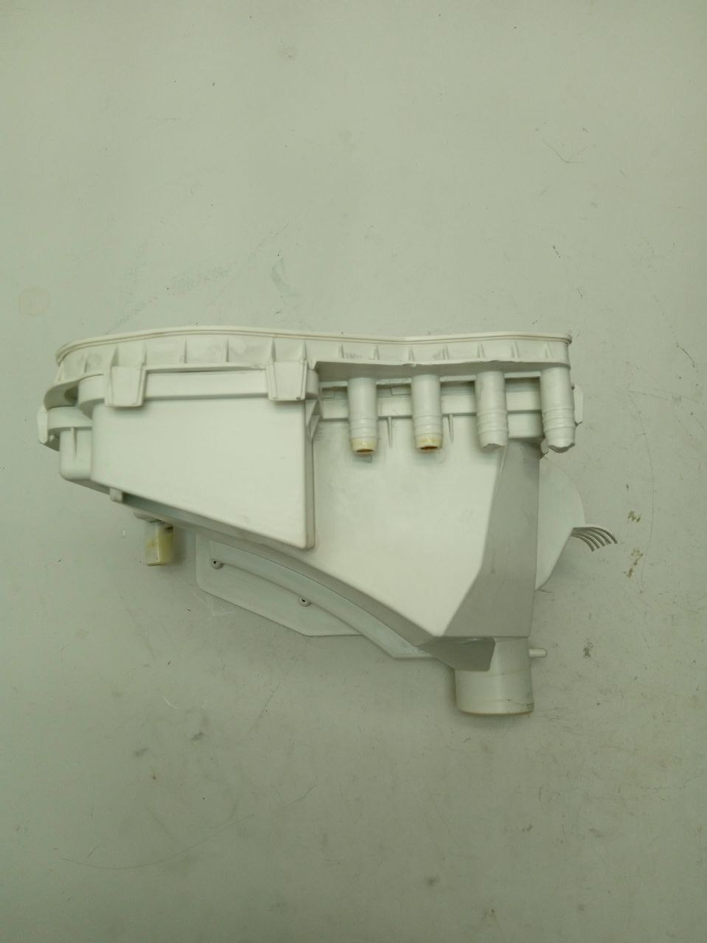 ZWS2101 кт9 Бункер для стиральных машин Zanussi 4055113783 б/у