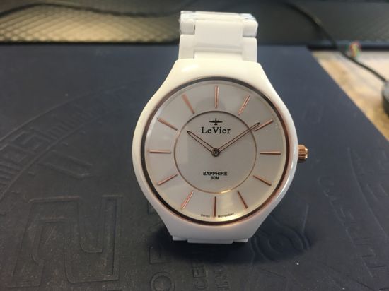 Мужские керамические часы из Франции LeVier L 7505 M Wh стоя