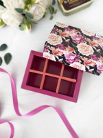 КОМПЛЕКТ коробок на 6 конфет темные розы 5 шт