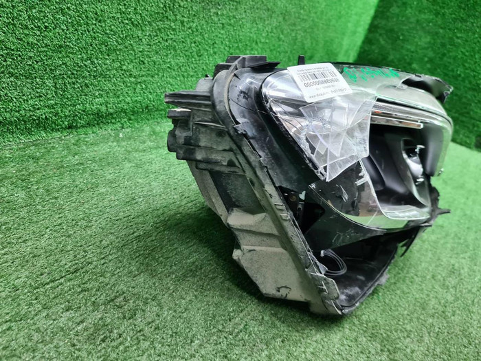Битая Фара правая Mercedes GLC X253 (15-19) LED