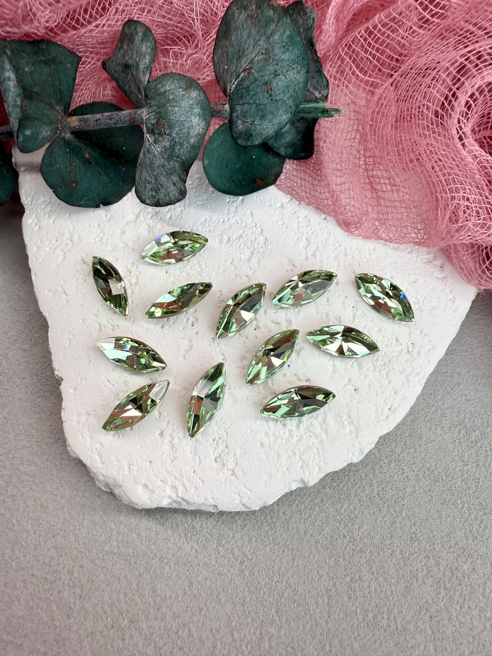 Наветт Navette 15*7 мм, Chrysolite