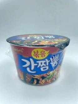Samyang Gancampong с овощами и морепродуктами