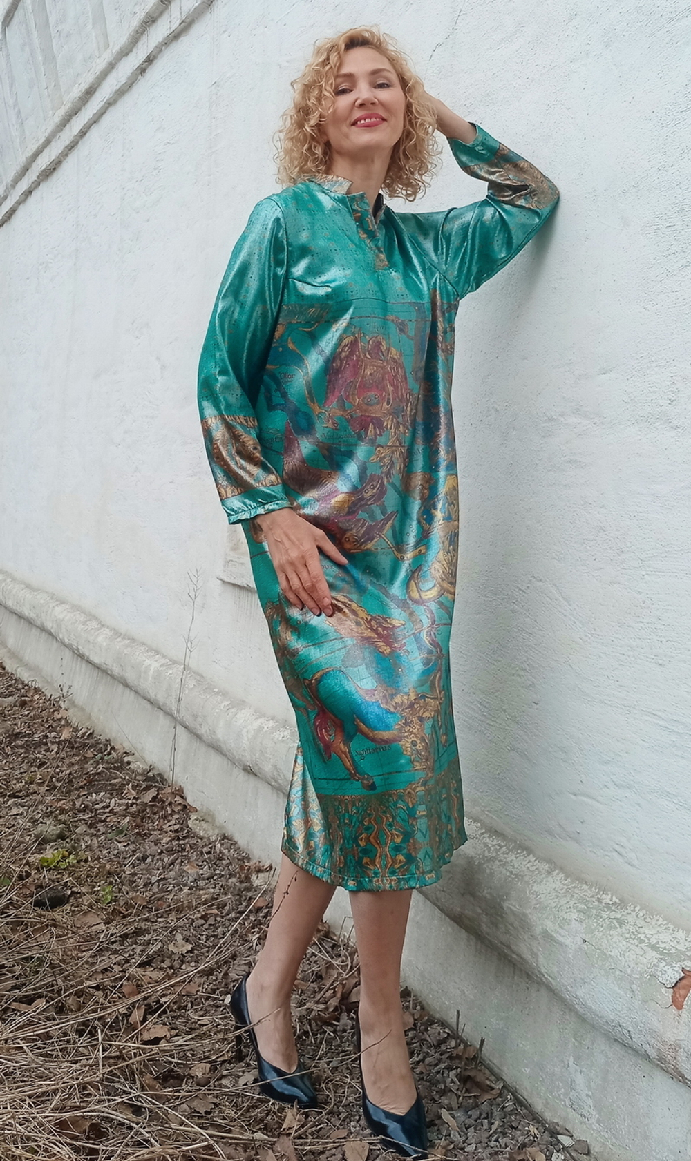 Платье «Созвездия», по мотивам карт из атласа звездного неба Globi coelestis