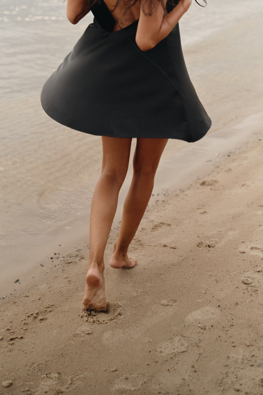 Платье мини с открытой спиной bk