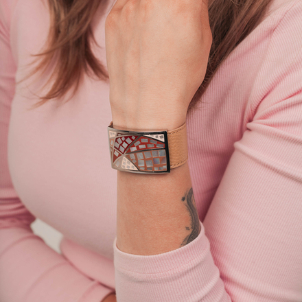 Браслет Fiore Luna на кожаном персиковом ремешке CB01156-8 R/S