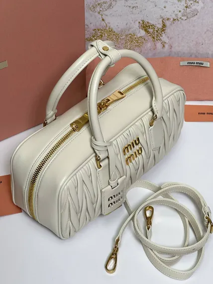 Сумка MIU MIU Arcadie matelassé из кожи наппа, белый