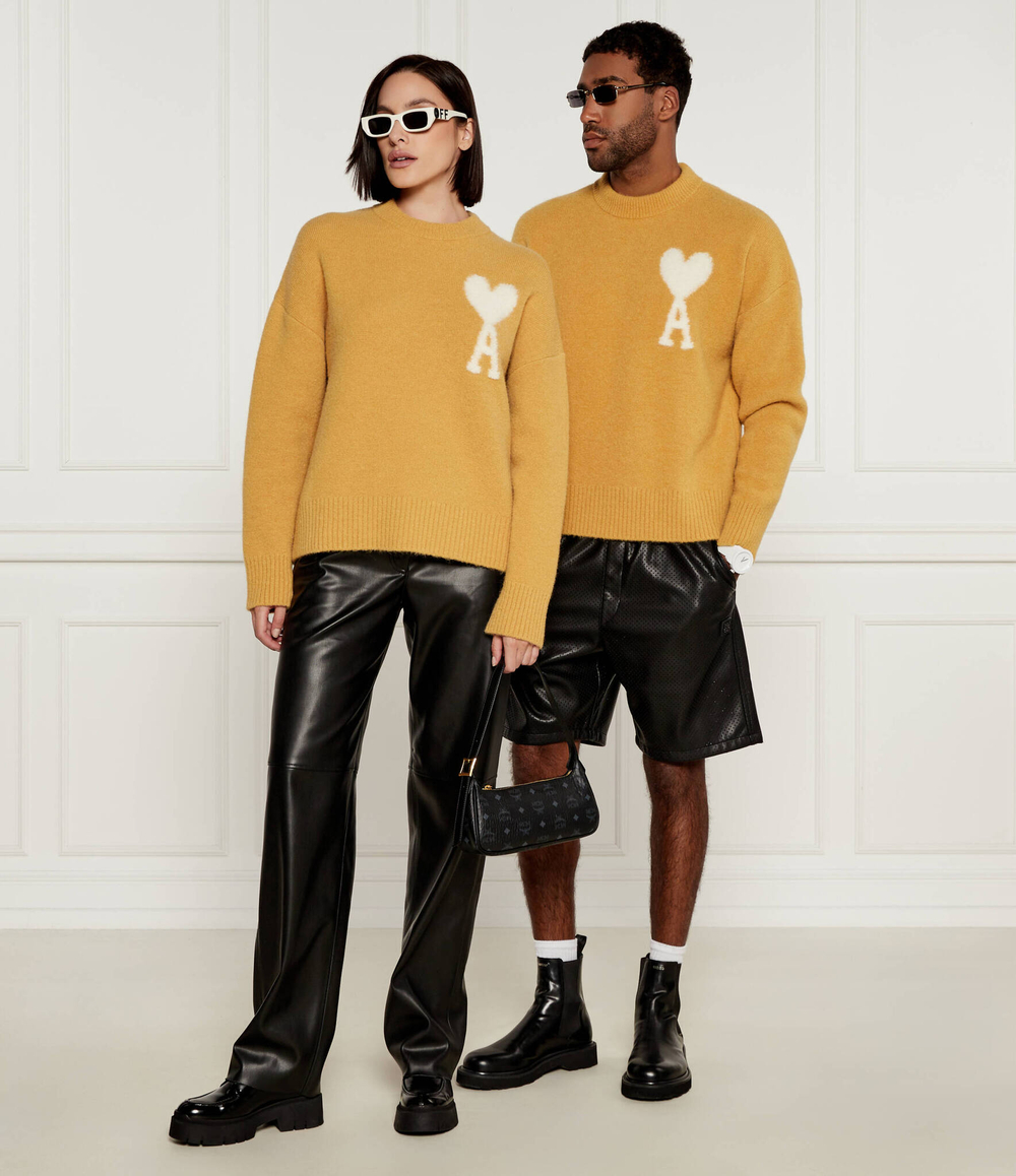 Хлопковый свитер AMI Paris - горчичный(UKS025 KN0032)