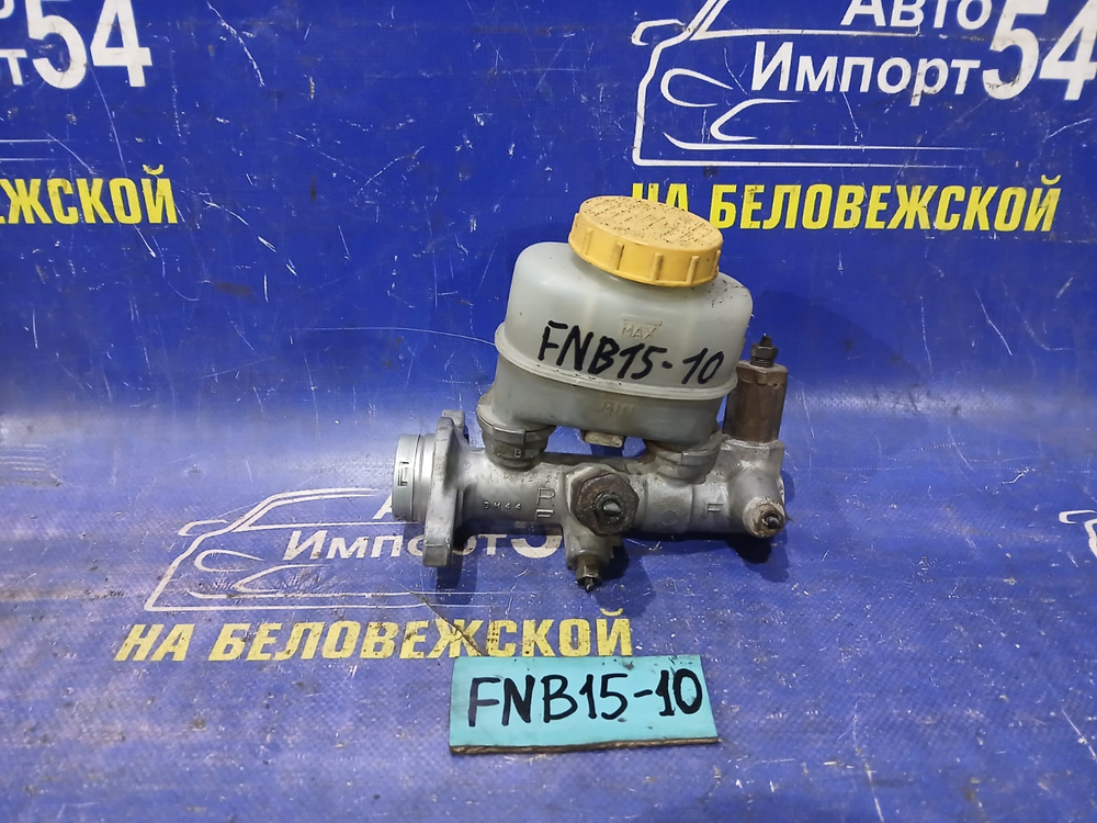 Главный тормозной цилиндр NISSAN SUNNY 2000
