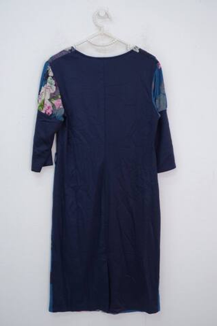 Платье-миди с цветами 42-44 размер