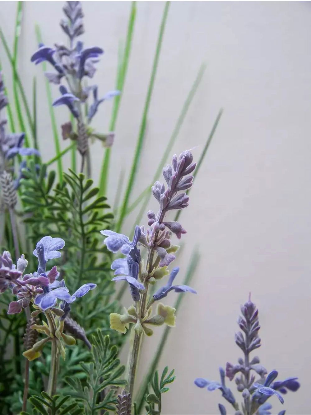 Искусственные цветы для декора в кашпо