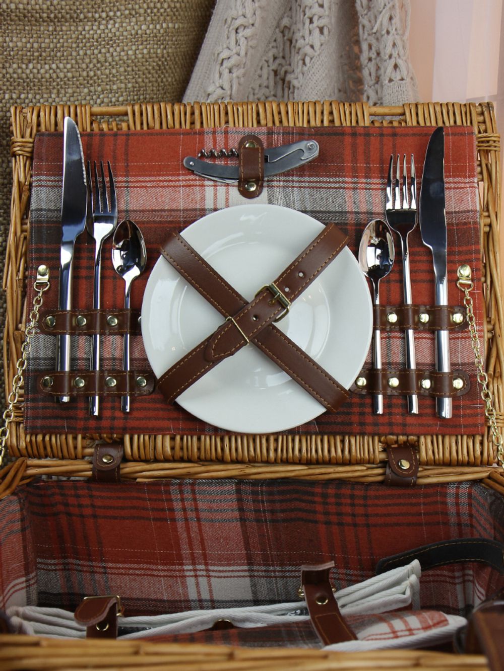 HOLYDAY BASKET Набор для пикника с термосумкой и пледом на 2 персоны