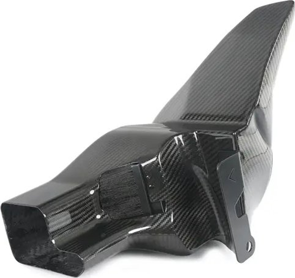 Система холодного впуска Eventuri Black Carbon Intake System V2 Gloss BMW G8X M2 / M3 / M4