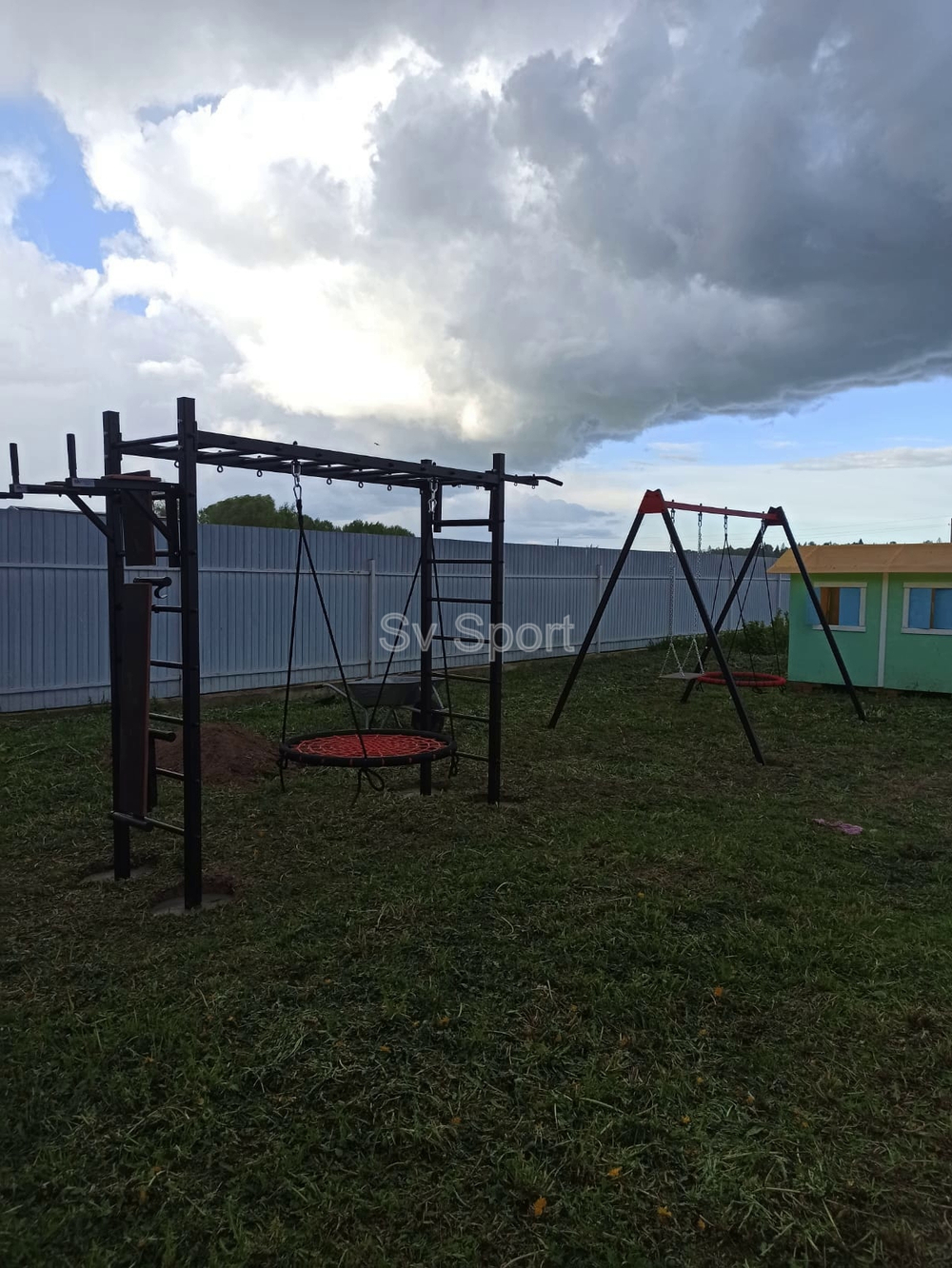 Монтаж уличной шведской стенки Sv Sport Рукоход (4 вертикальных столба)
