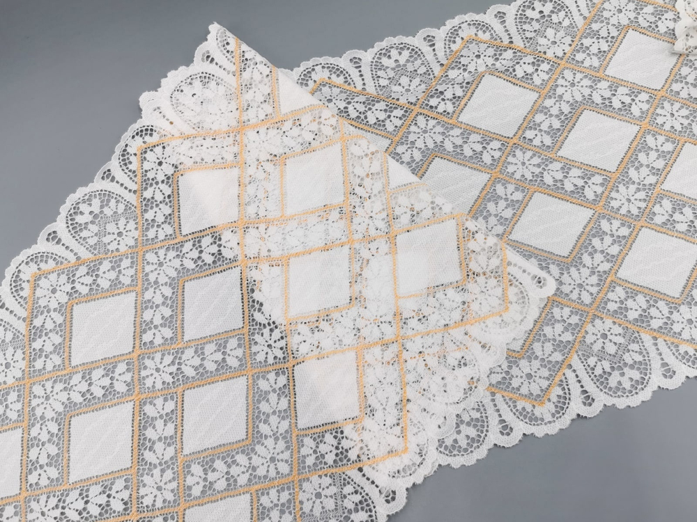Эластичное кружево, 23 см, молоко с оранжевыми ромбами, (Арт: EK-2723), м