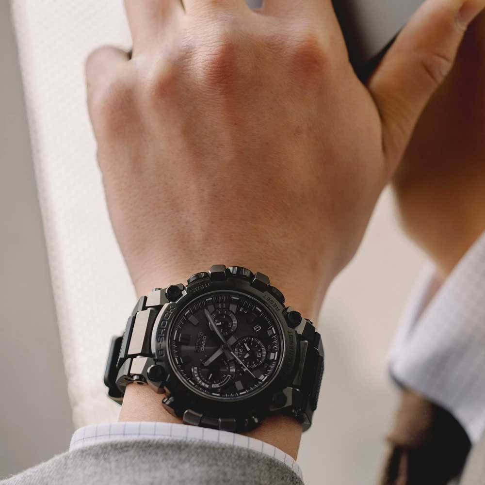 Часы Casio MTG-B3000B-1AER