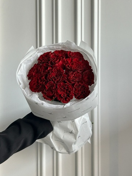 Букет из красной розы ХЕРТС 15 шт