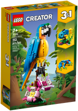 Конструктор LEGO Creator 31136 Экзотический попугай