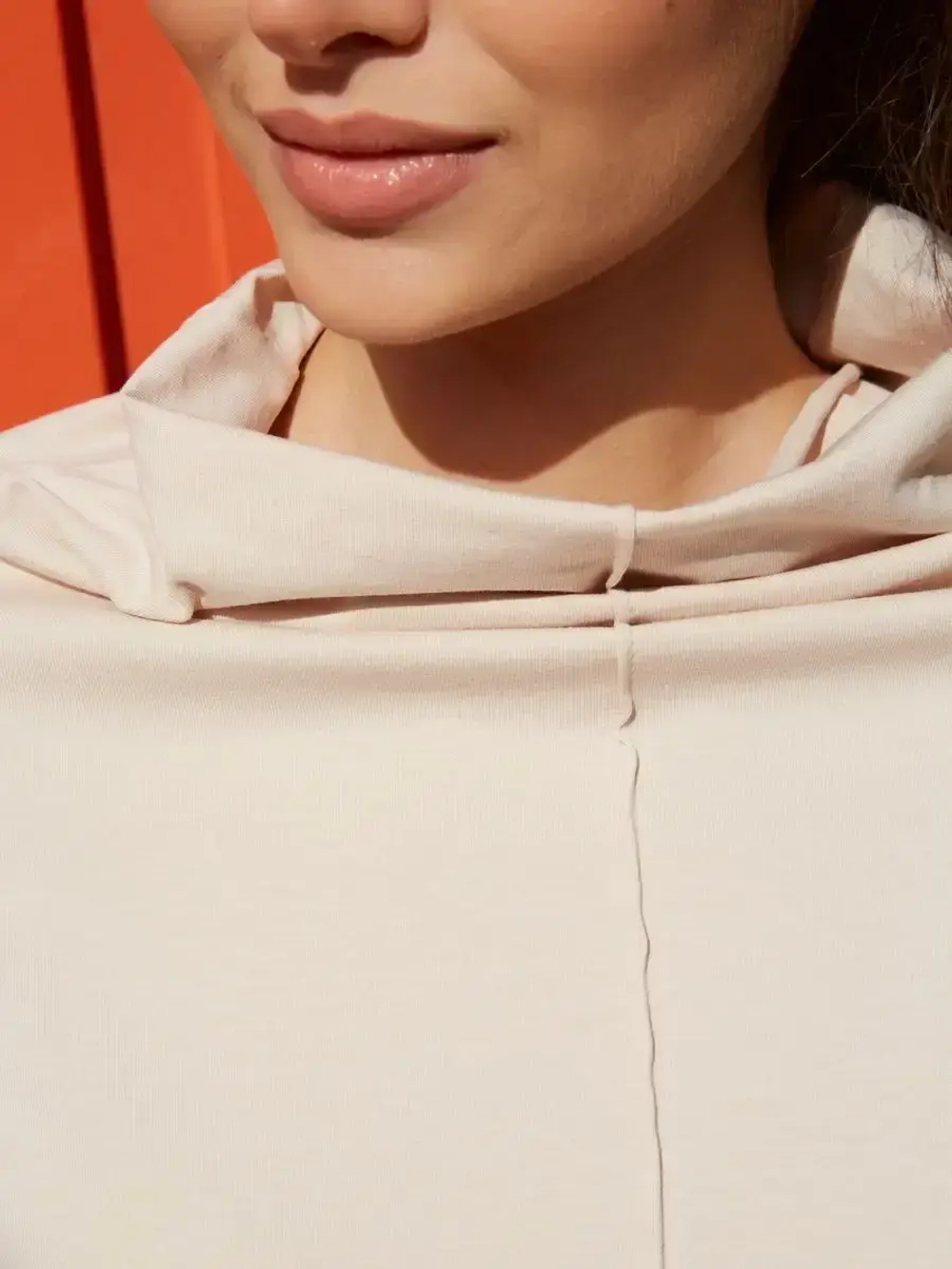 Лонгслив оверсайз бежевый