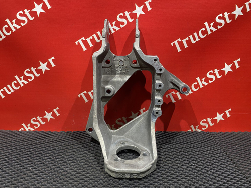 Кронштейн кабины передний правый