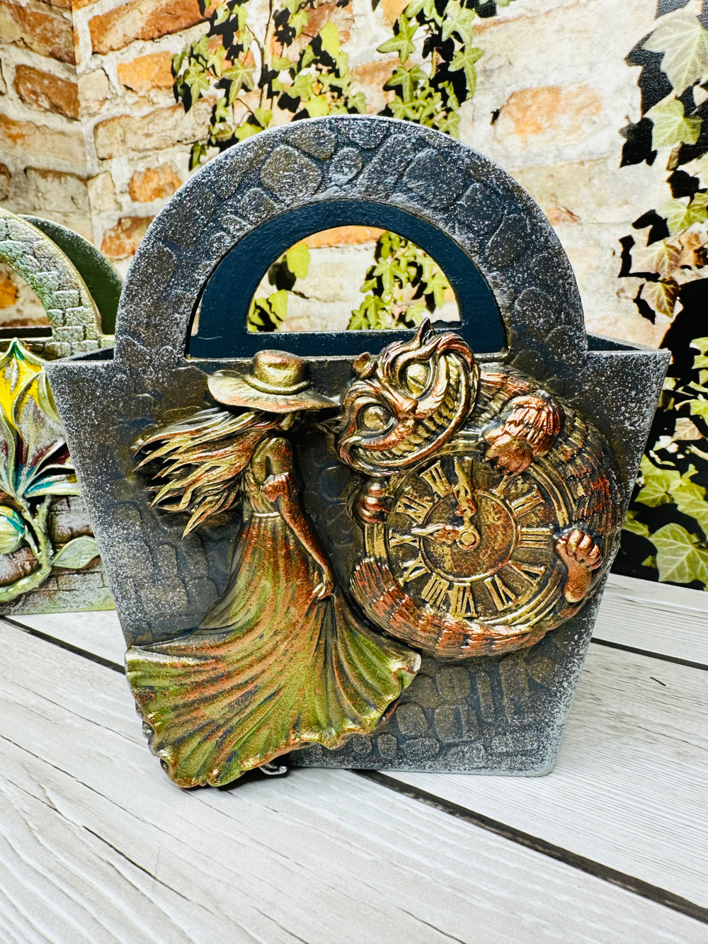 Корзиночка "Алиса и Чеширский кот"